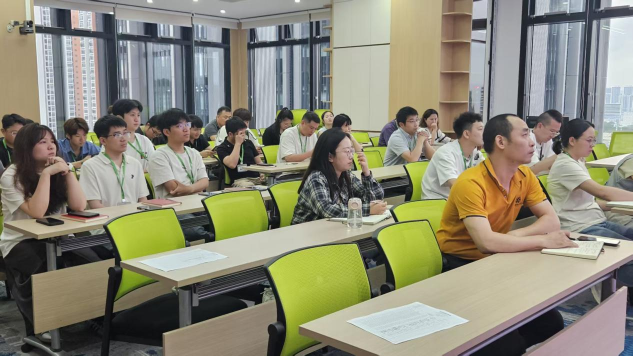 优化管理流程 —公司发布新版《CRM数据录入管理规范》