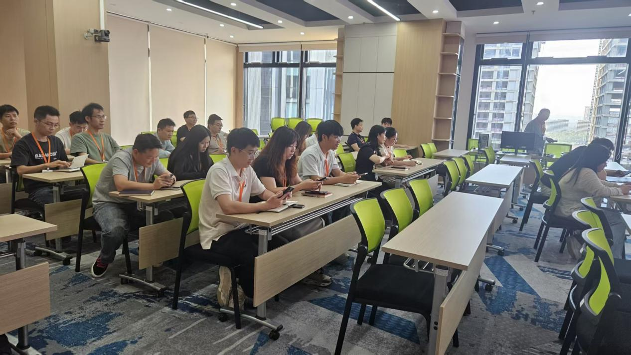 夯实产品根基，筑牢专业底气
