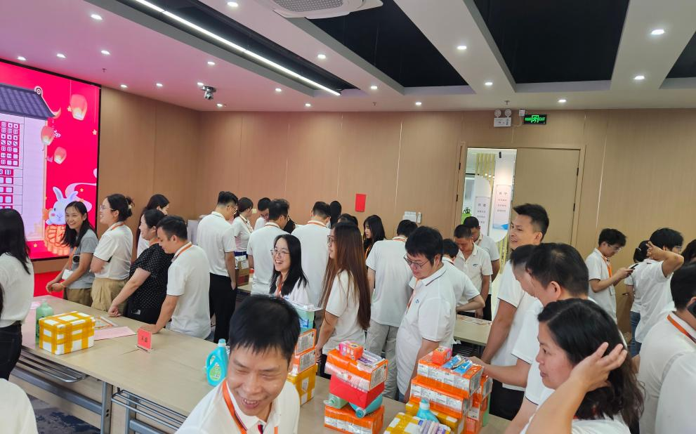 情暖中秋 同乐博饼
